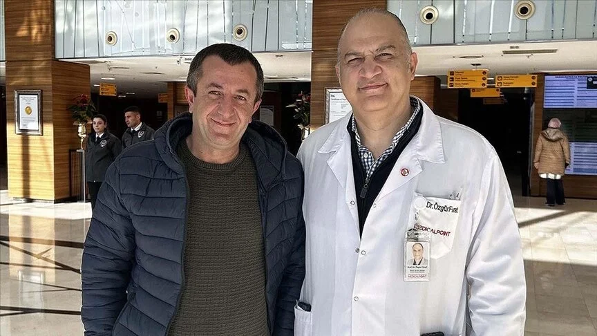 Gürcü hasta, İzmir’de robotik cerrahi teknolojisiyle sağlığına kavuştu