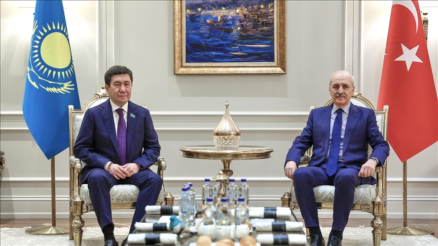 TBMM Başkanı Kurtulmuş, İstanbul’da Kazakistan Parlamentosu Meclis Başkanı Koşanov’la görüştü